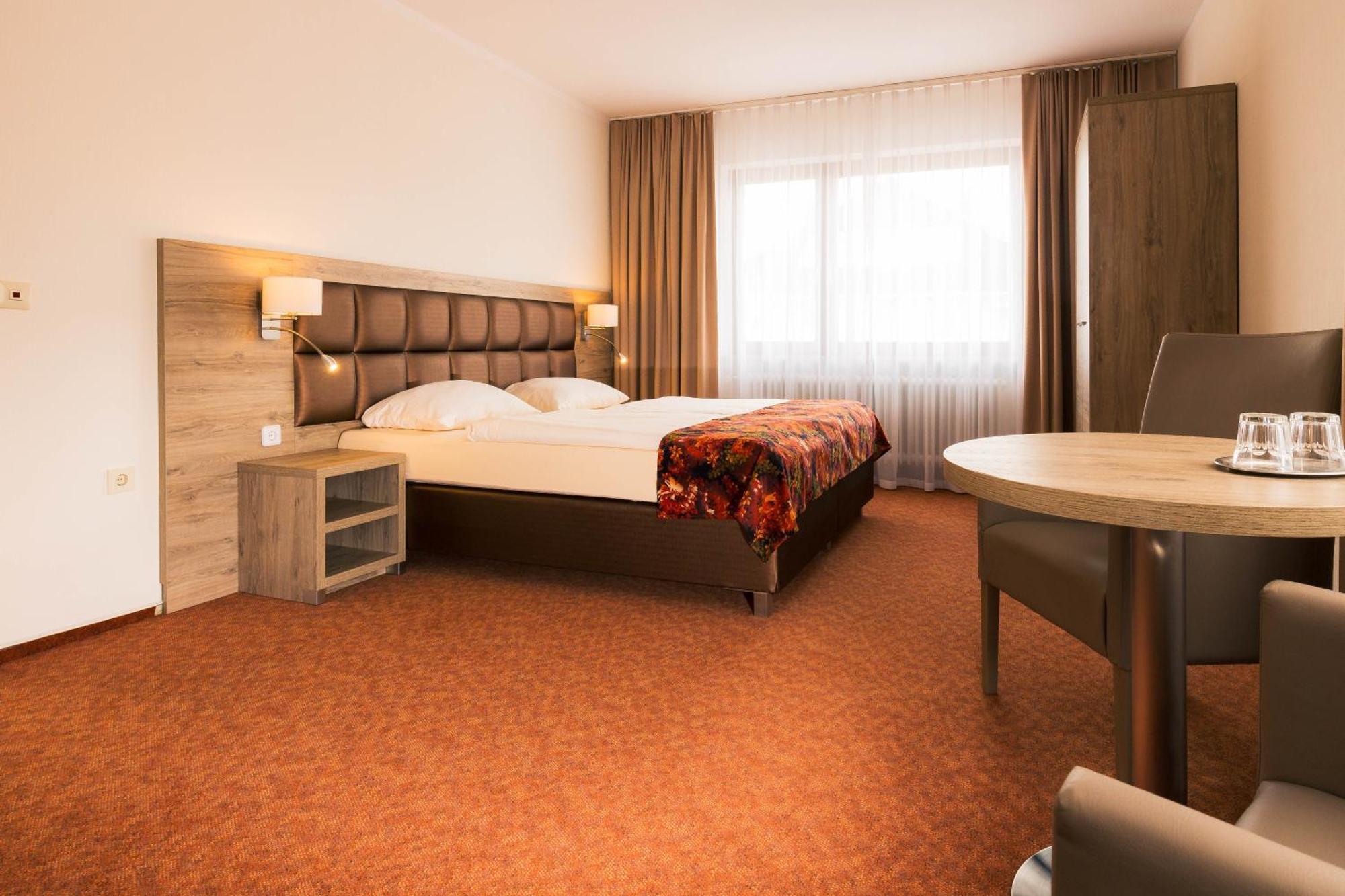 Strand Hotel Nordsee, Hotel Deichläufer Tossens Buitenkant foto